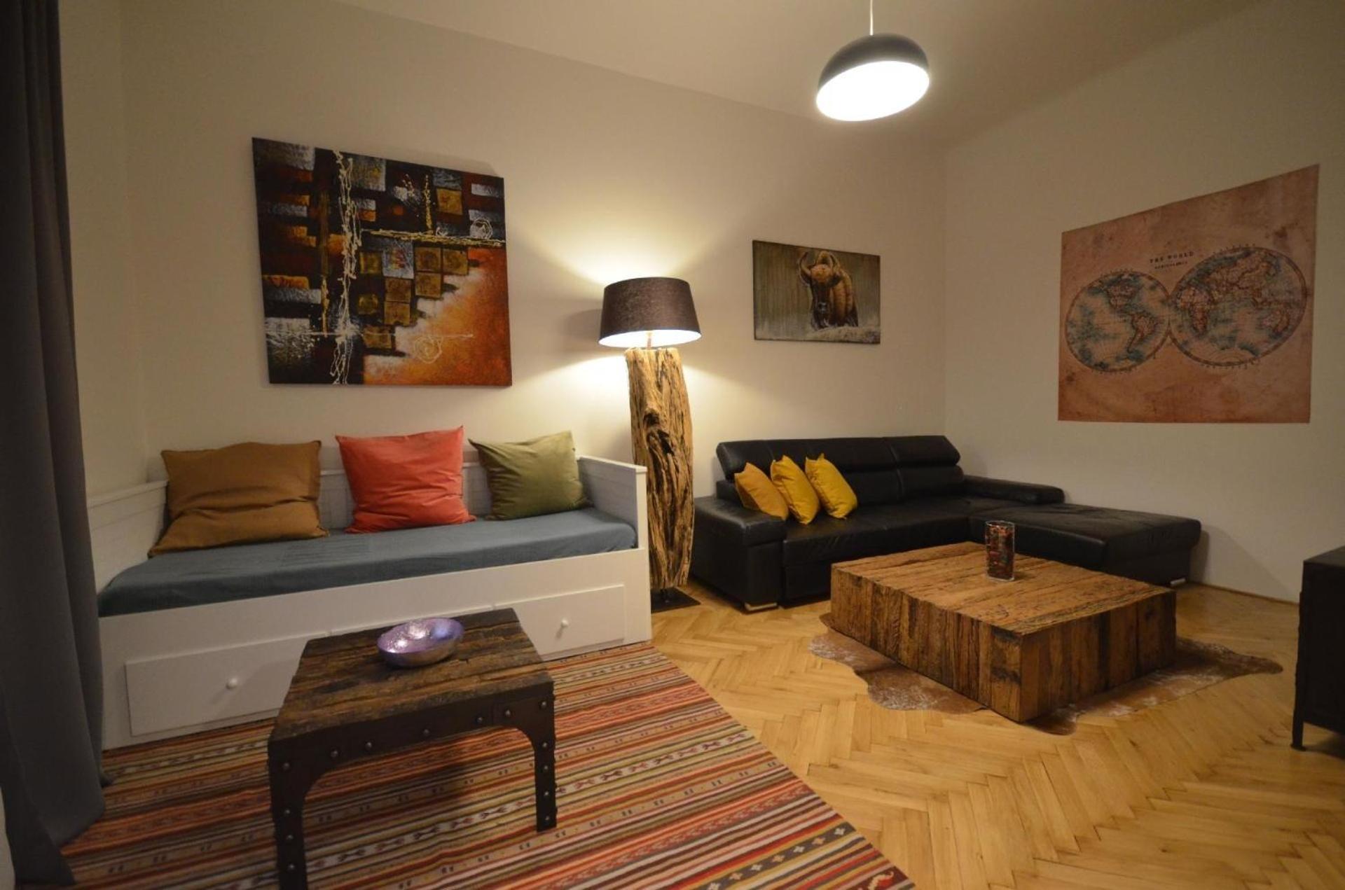 Grand Luxury - Sammlung Hastalska * Praga