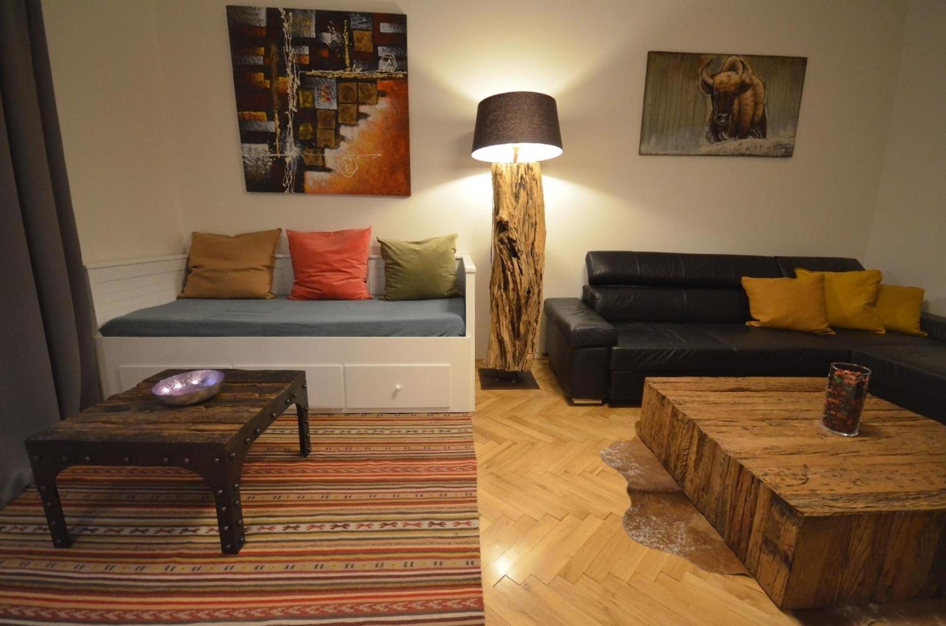Grand Luxury - Sammlung Hastalska * Praga